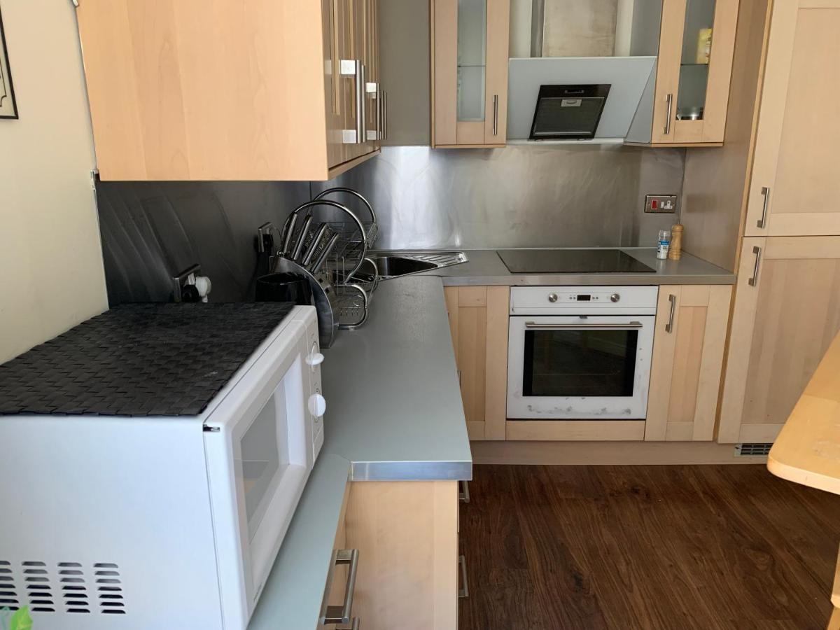 1 Bedroom Central Flat With Parking Space Эдинбург Экстерьер фото
