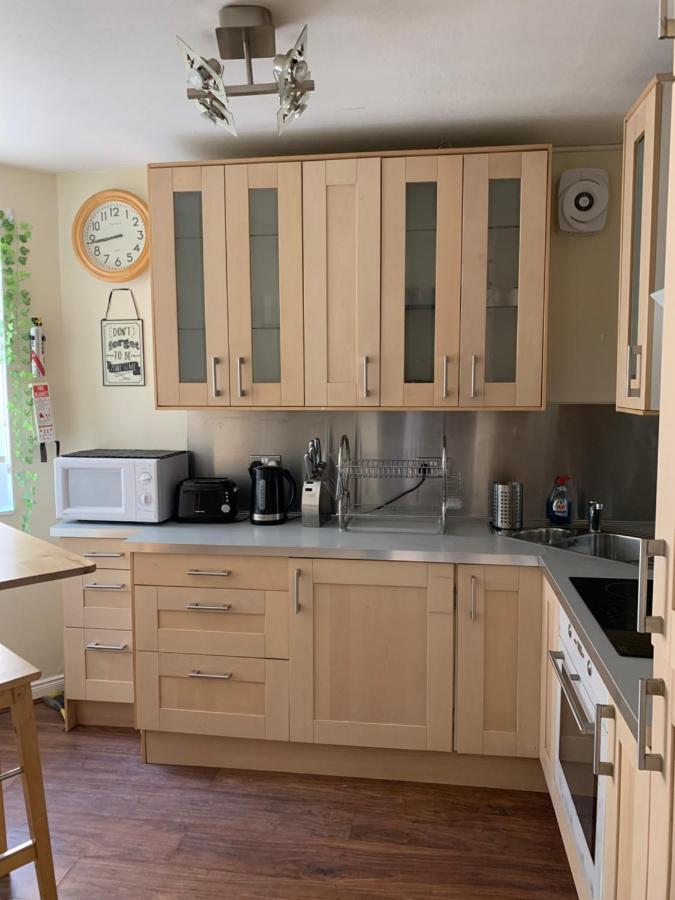 1 Bedroom Central Flat With Parking Space Эдинбург Экстерьер фото